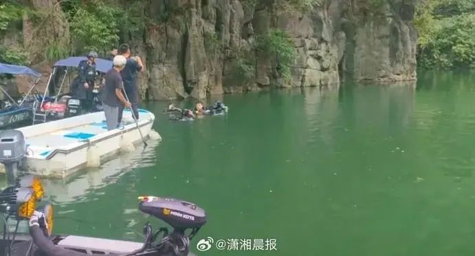 九游app：7点出发｜女子面试竟被殴打致骨折！涉事面试官已被警方刑拘(图4)