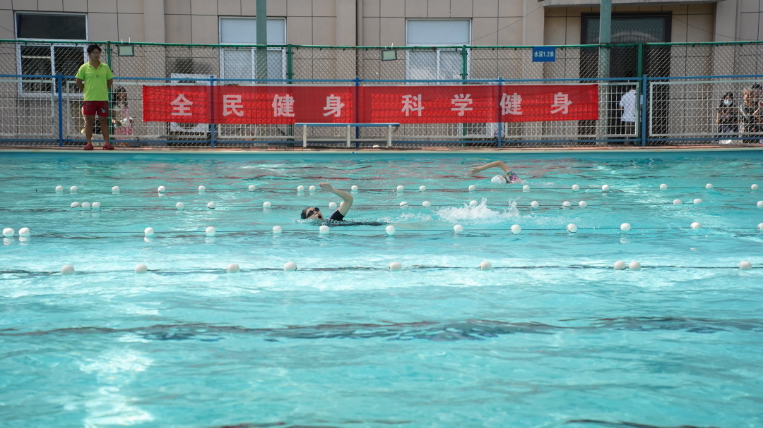 奋“泳”争先崇福镇游泳比赛点燃夏日！(图3)