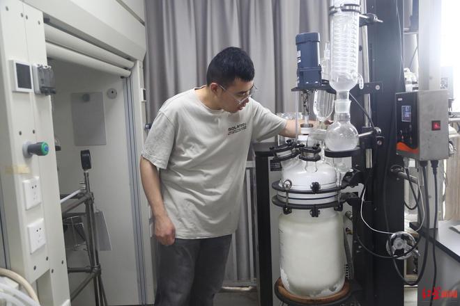 九游体育:全球首创!“成都造”仿生胶原蛋白突破热稳定性难题(图2)