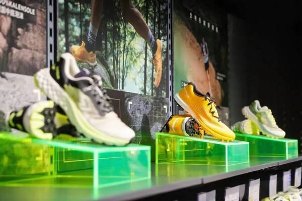 九游体育：36氪：当运动消费提出”既要价值又要价格”迪卡侬找到了解题思路(图7)