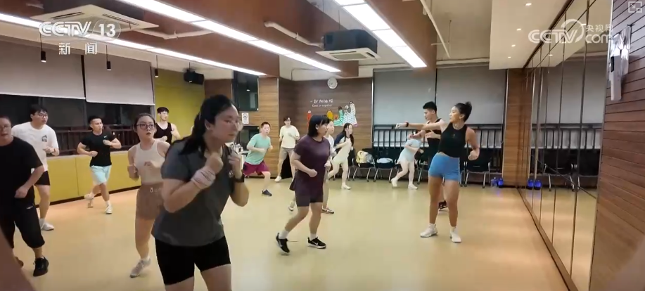 体育惠民既有“温度”也有“活力” 赛事热潮涌动成为不可忽视的“经济新力量”(图11)