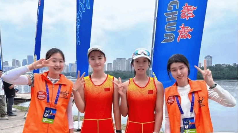 九游app:外国语学院志愿者热情服务亚洲青年赛艇锦标赛(图1)