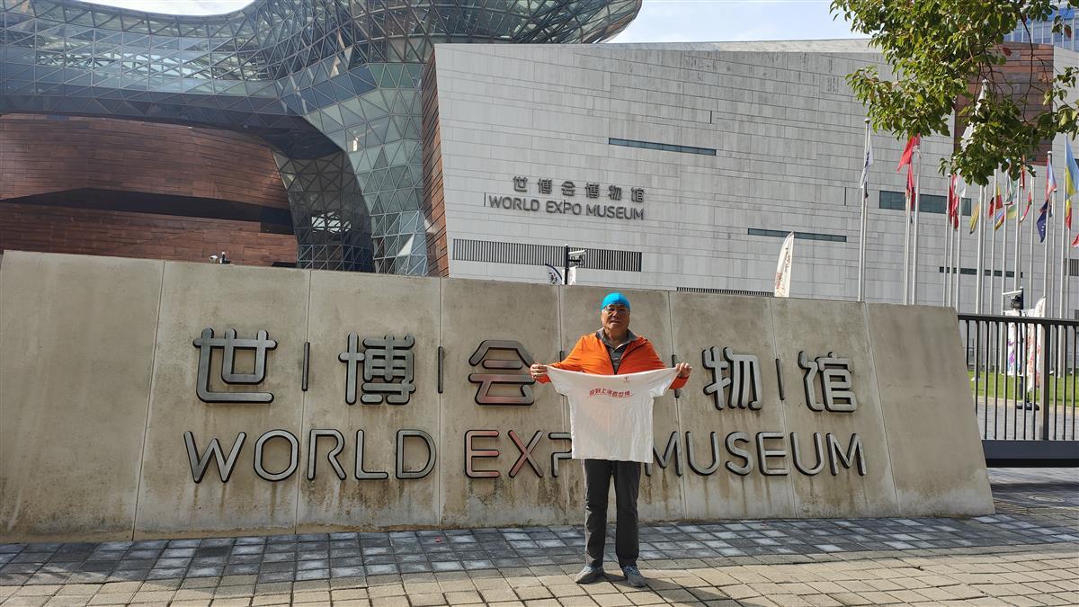 72岁武汉大爷上海业余跳水赛斩获第4名 系参赛年龄最大选手(图4)