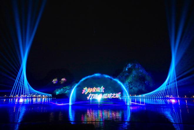 西江网评丨“展”山水底色 “织”城市新象(图1)