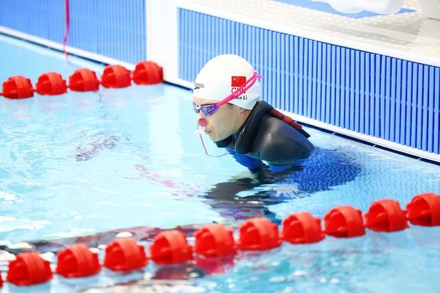 九游体育：代表国内最高水平中国潜水黄金联赛首次登陆洛克公园(图1)