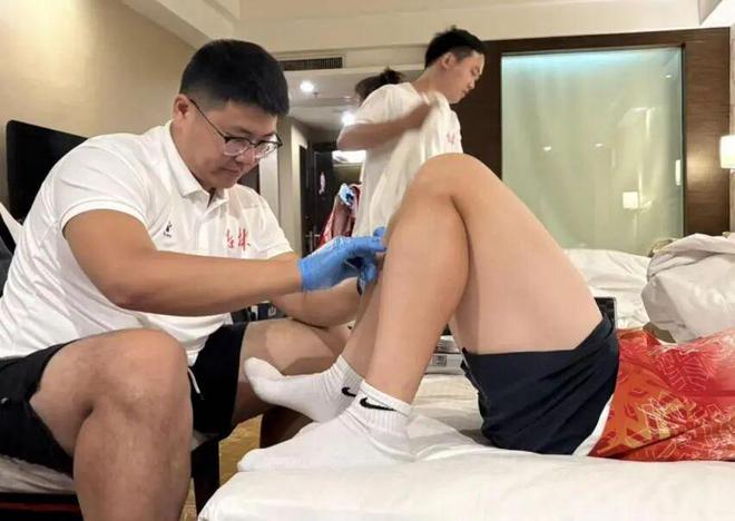 九游app:我院康复科助力吉林省女子曲棍球队再回巅峰(图3)