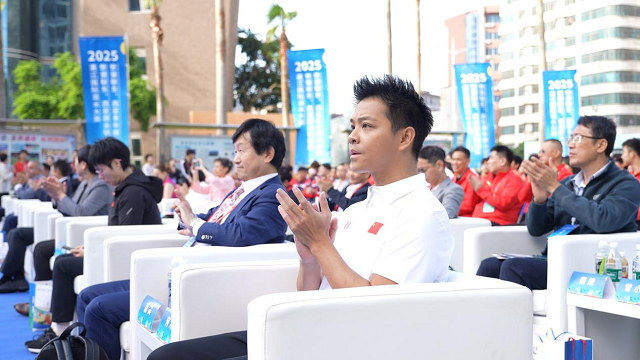 潜入深蓝跃海而起！2025湛江国际潜水大赛开幕点燃“体育+旅游”新引擎(图11)