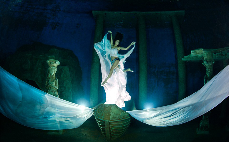 九游app:美呆!2018水下摄影大赛作品展震撼海底画卷(图4)