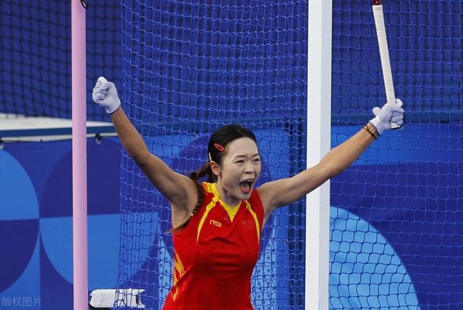 九游app:奥运曲棍球疯狂一夜:决赛诞生!中国女曲4-3比利时+PK四冠王冲首金(图4)
