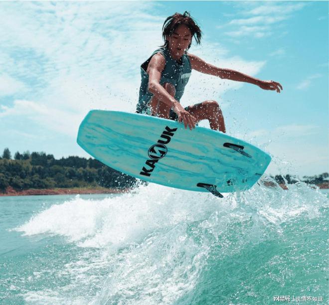 成都三岔湖滑水公开赛官宣 世界冠军打卡 户外运动风口要起飞？(图1)