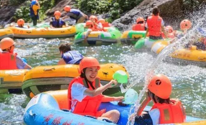 2025年清远漂流亲子攻略：广东省文旅厅认证生态安全双优选！(图3)