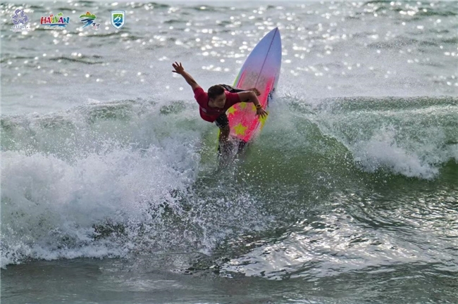 2025年全国冲浪锦标赛万宁圆满收官 海南队斩获7项冠军(图2)