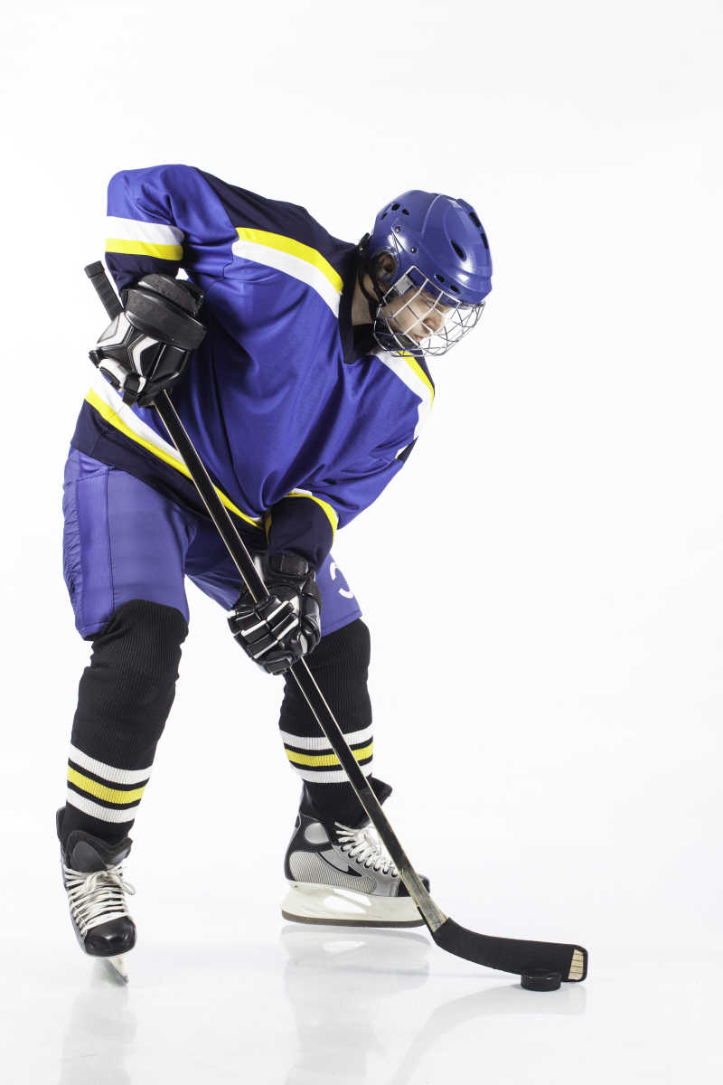 九游app：海河国际龙舟赛天津揭幕 多国龙舟队参赛(图1)