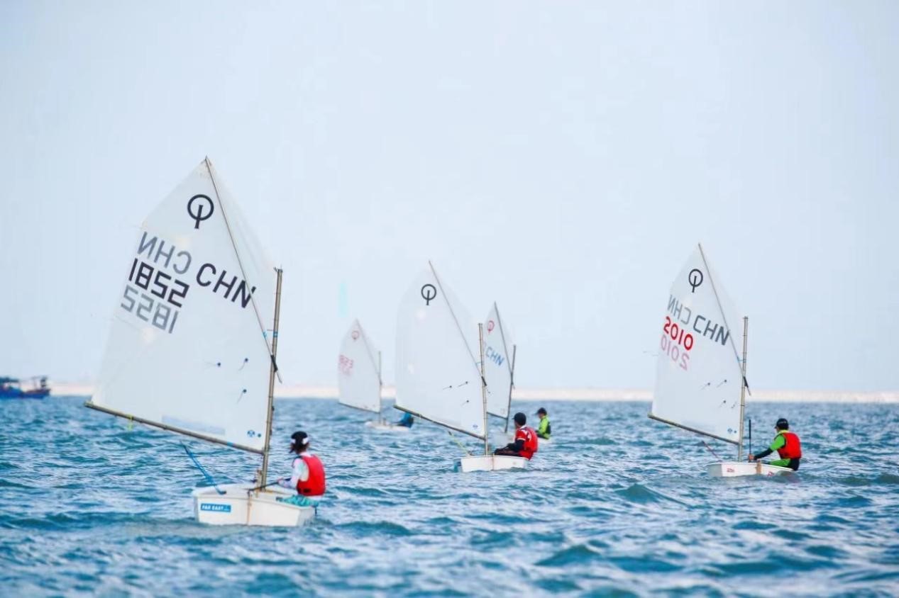 九游体育：两会好声音｜罗必胜：助力答好“两道融合命题”高标准打造沅江浩江湖水上运动中心(图1)