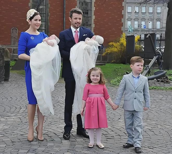 情人节特辑| 丹麦王室:童话王国里的童话爱情!(图9)