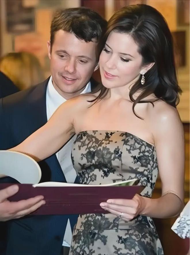 情人节特辑| 丹麦王室:童话王国里的童话爱情!(图17)