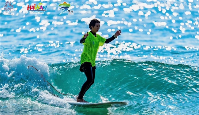 浪尖竞逐启新程 2026年全国冲浪冠军赛暨亚运会冲浪项目选拔赛万宁圆满落幕(图3)