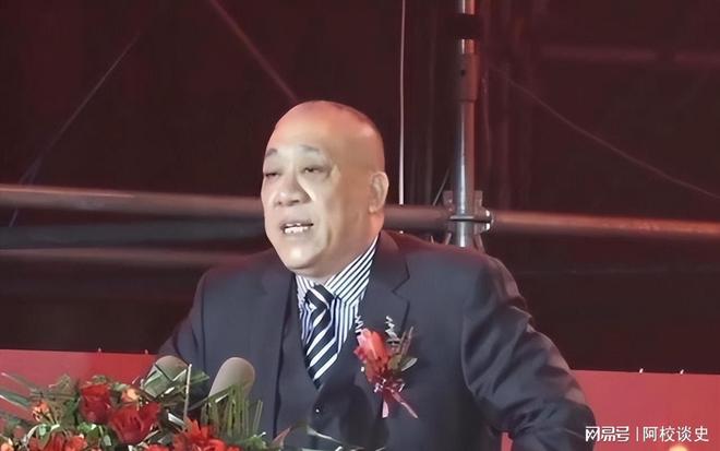 崔培军身家百亿却吃剩饭剩菜发6100万福利他为啥要这么做？(图3)