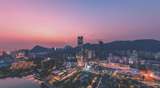 九游体育：⏰官方启幕 新世界临海揽山售楼处发布：以匠心品质定义新生活！(图10)