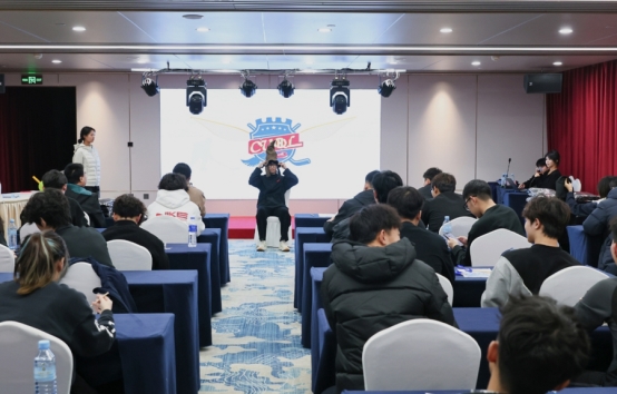 九游体育:冰上竞技跨年狂欢!——“犀旺杯”第6届全国大学生冰球联赛(总决赛)跨年嘉年华活动圆满举行(图3)